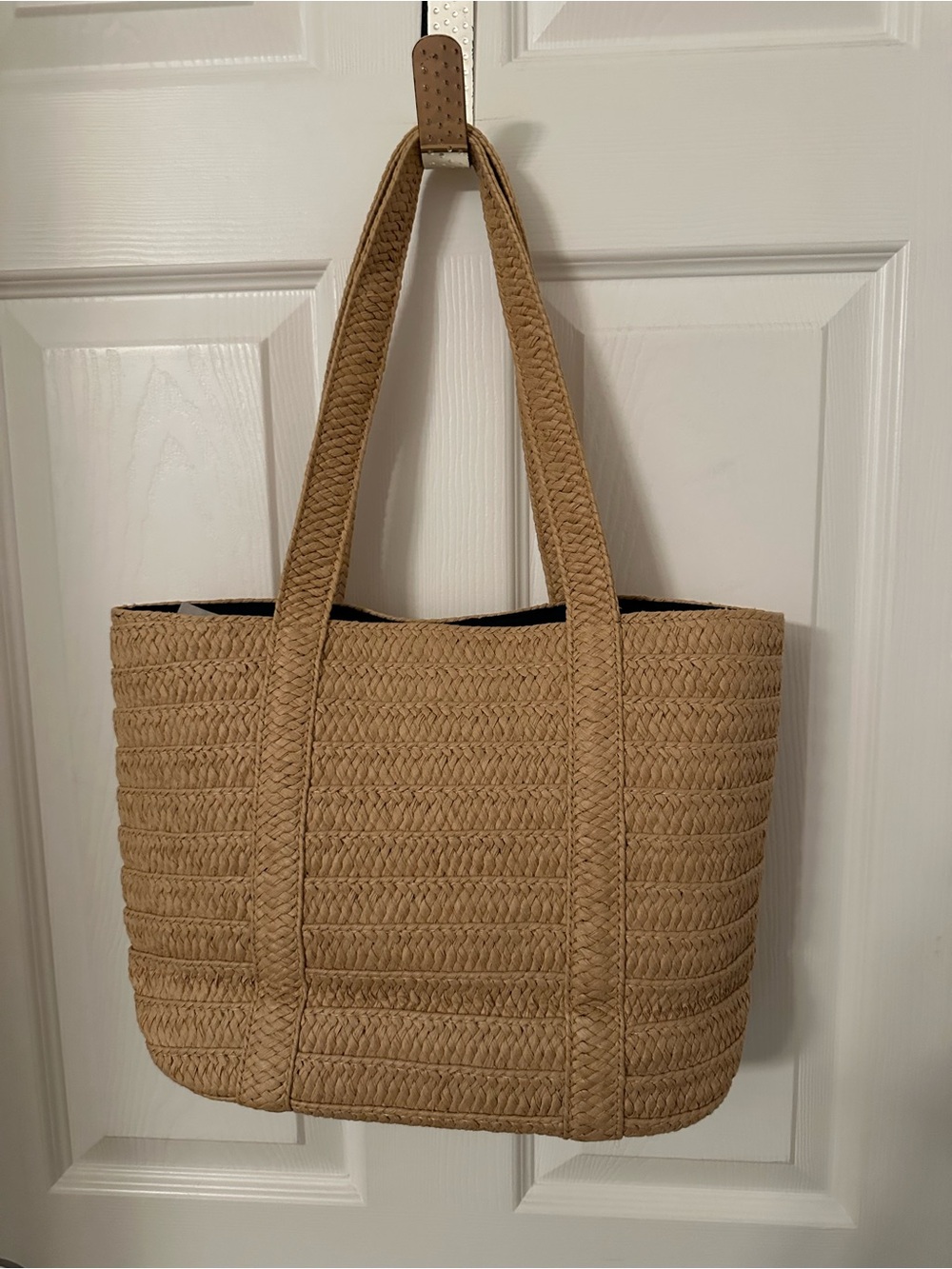 Draper James Tan/Beige Woven Straw Summer Tote Bag - Picture 4 of 12